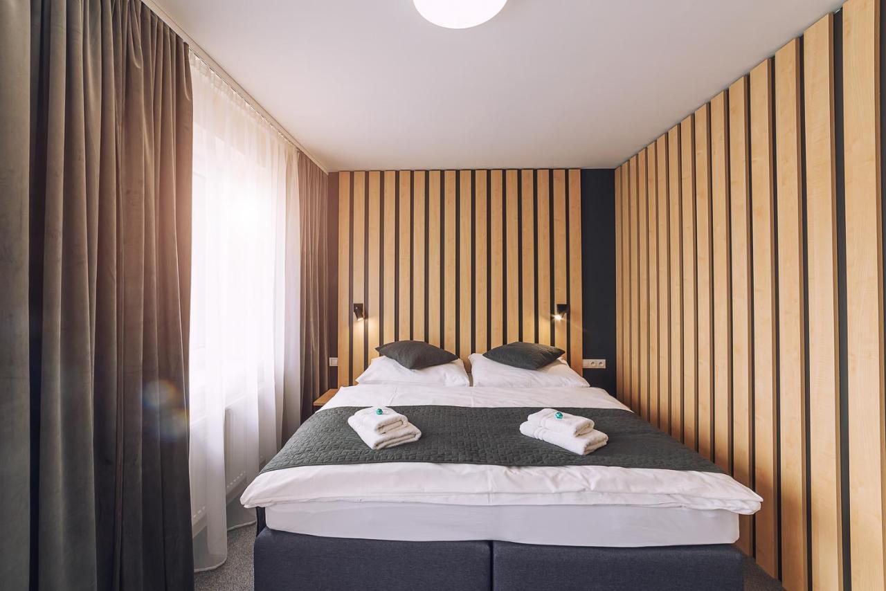 Timeout City Hotel Liptovský Mikuláš Exteriör bild