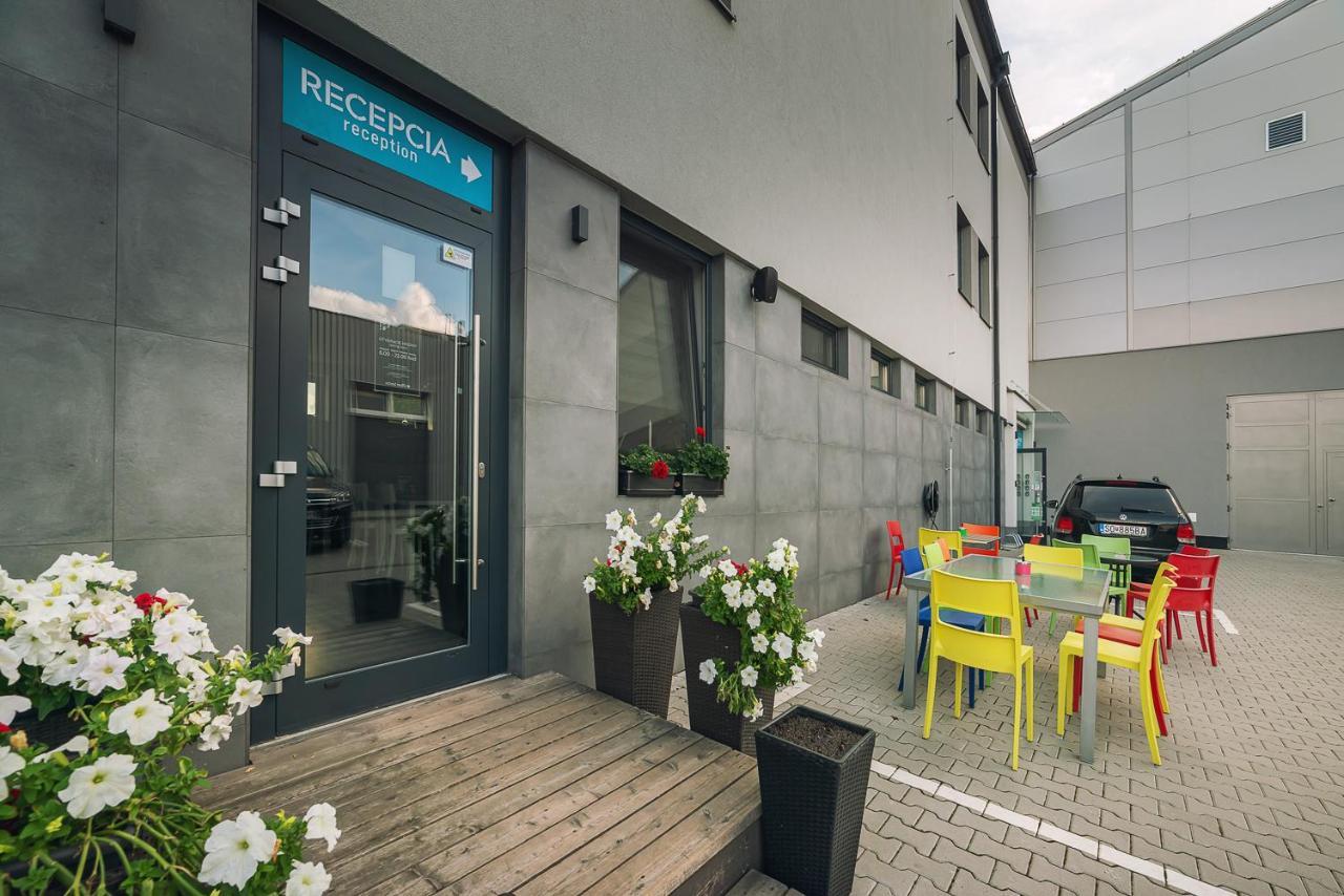 Timeout City Hotel Liptovský Mikuláš Exteriör bild